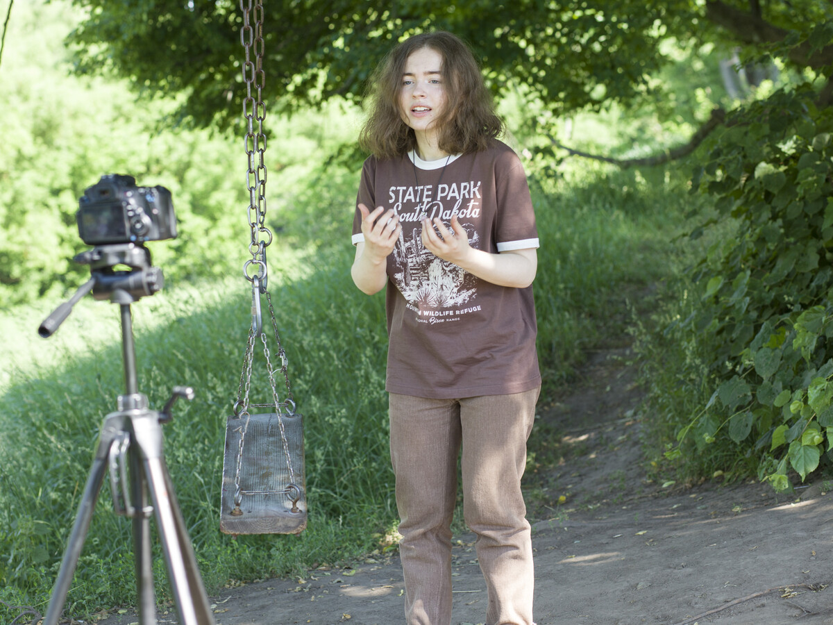 Maya Clars, Maya Clars, Fall Into the Unknown, music video, backstage