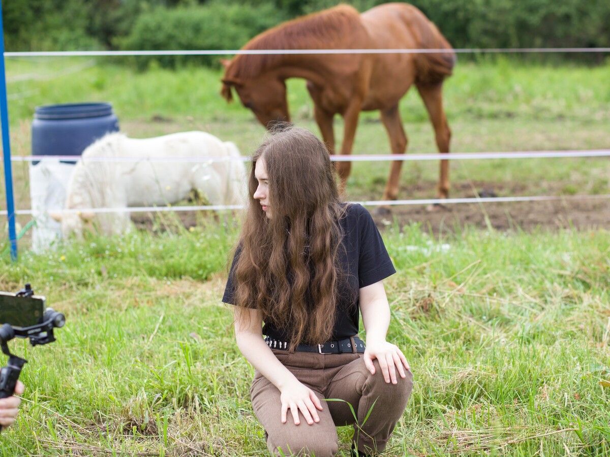 Maya Clars, Maya Clars, music video backstage