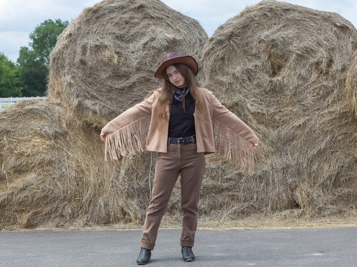 Maya Clars, music video backstage