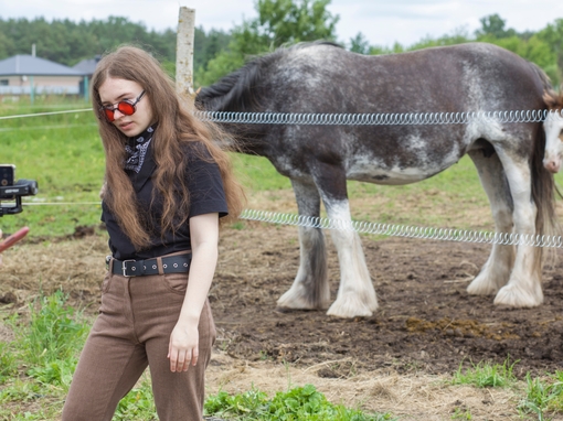 Maya Clars, music video backstage