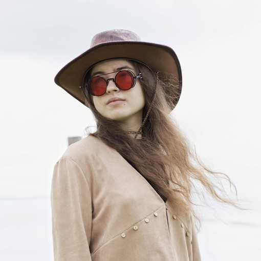 Maya Clars, music video backstage