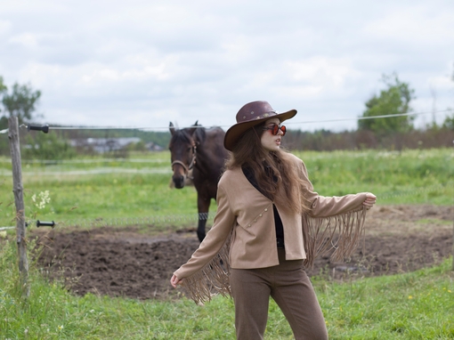 Maya Clars, music video backstage