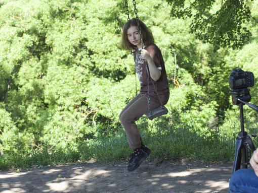 Maya Clars, Fall Into the Unknown, music video, backstage