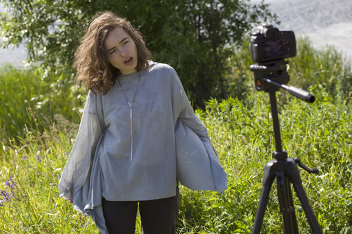 Maya Clars, Parachute, music video, backstage